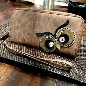 Brown Vegan Leather Owl wristlet wallet